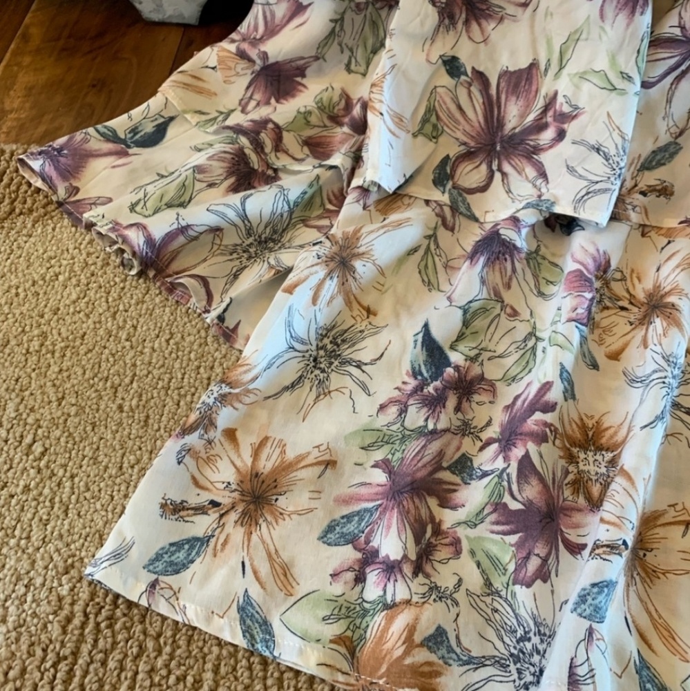 Spring Floral Lace Boho Blouse - Picture 6 of 9